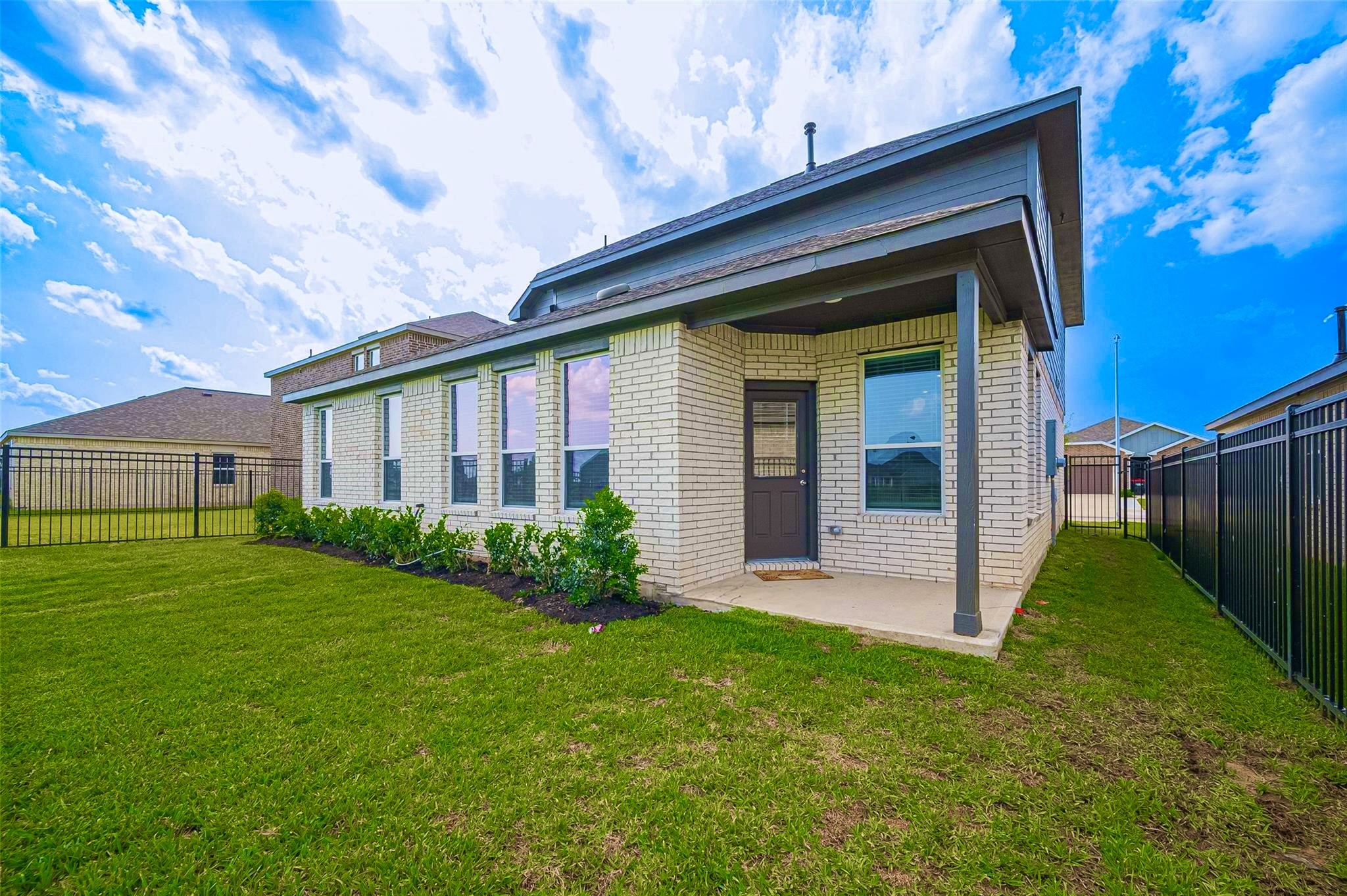 27231 Blue Pool Drive Property Photo 25