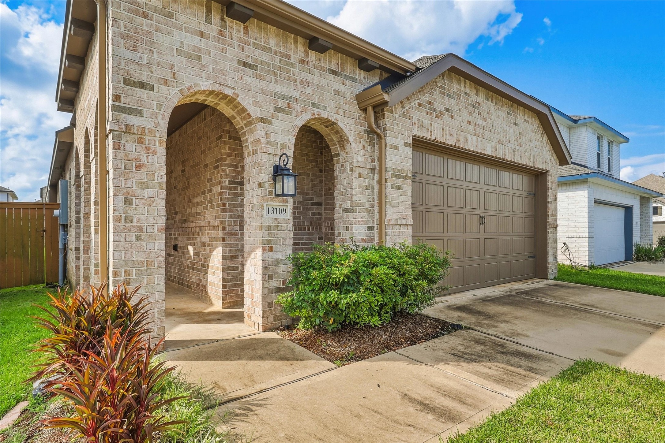13109 Blue Flora Drive Property Photo 1