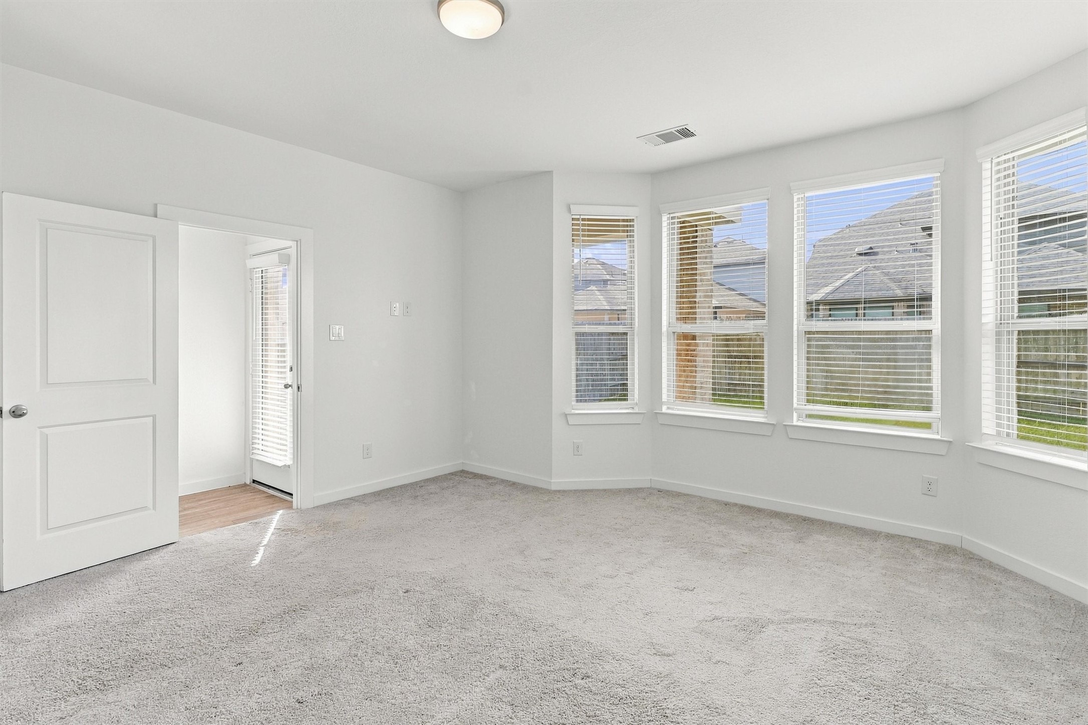 13109 Blue Flora Drive Property Photo 17