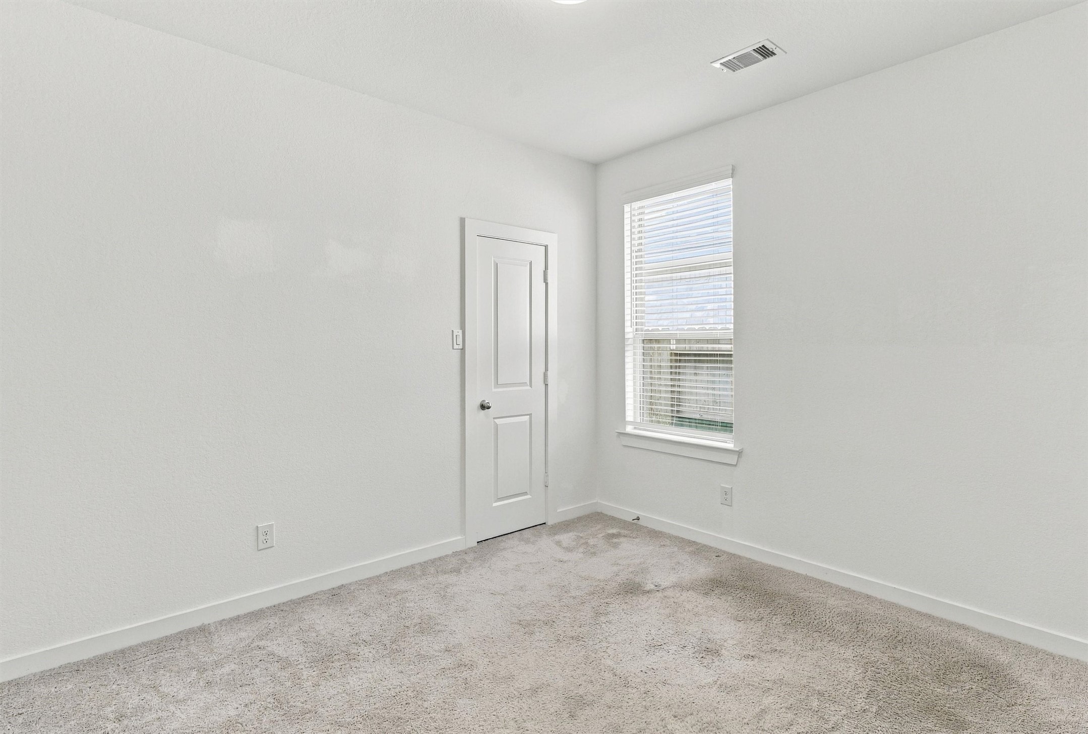 13109 Blue Flora Drive Property Photo 32