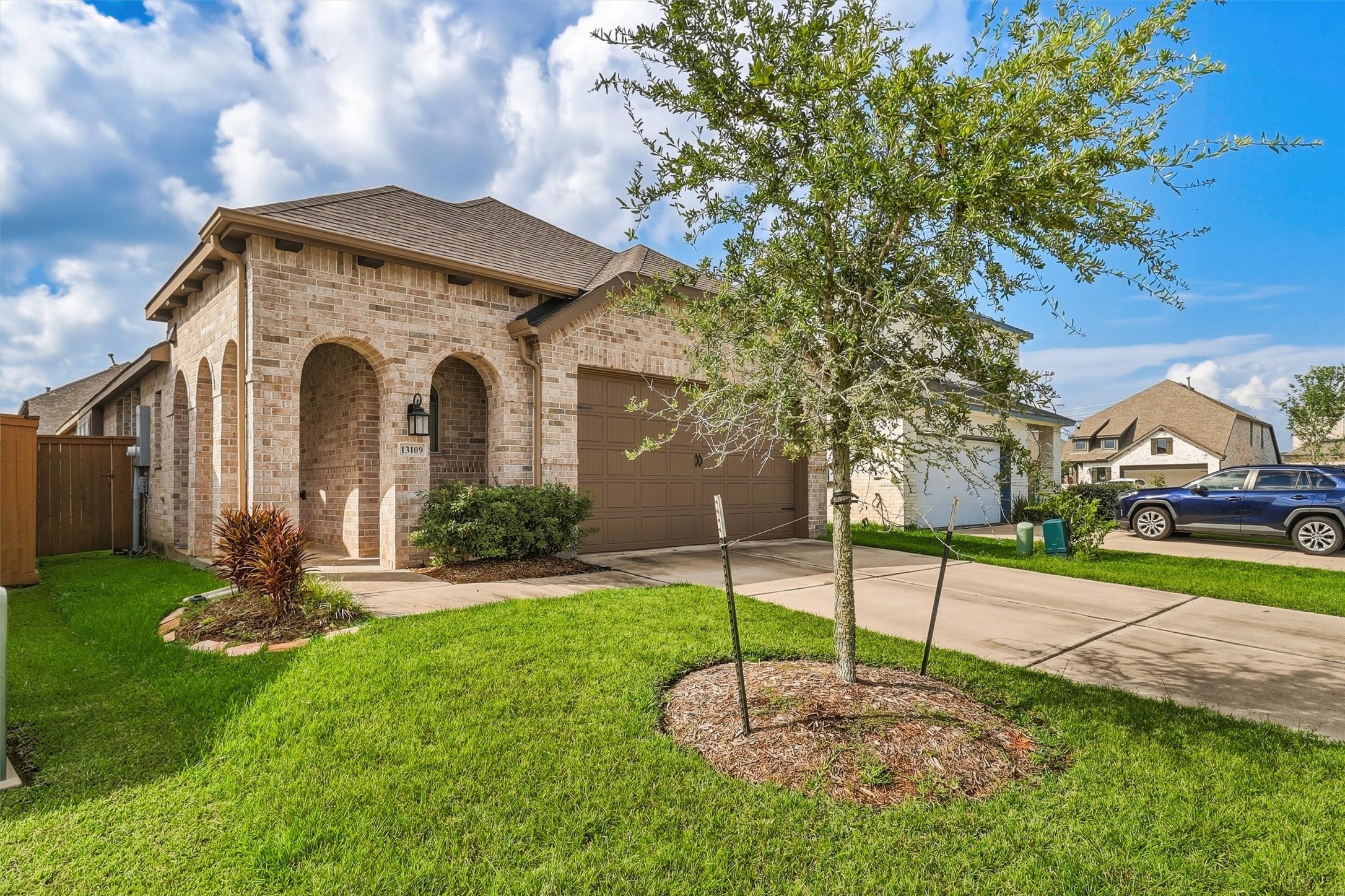 13109 Blue Flora Drive Property Photo 39