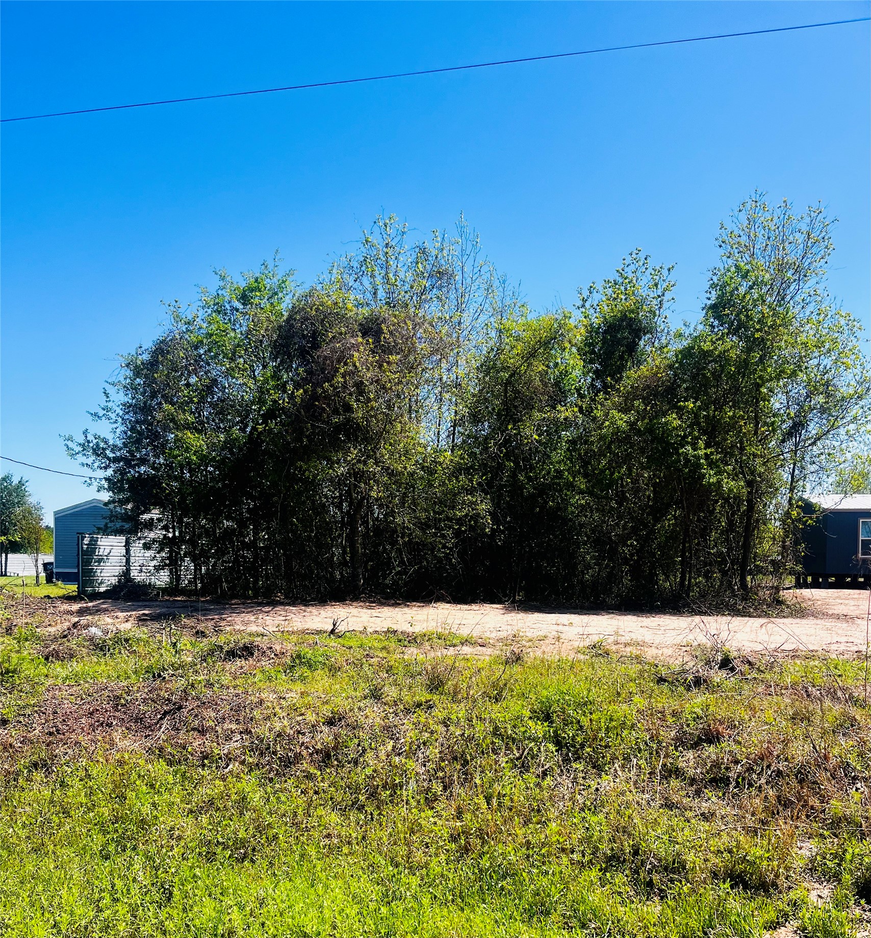 1942 County Road 3542 Property Photo 2
