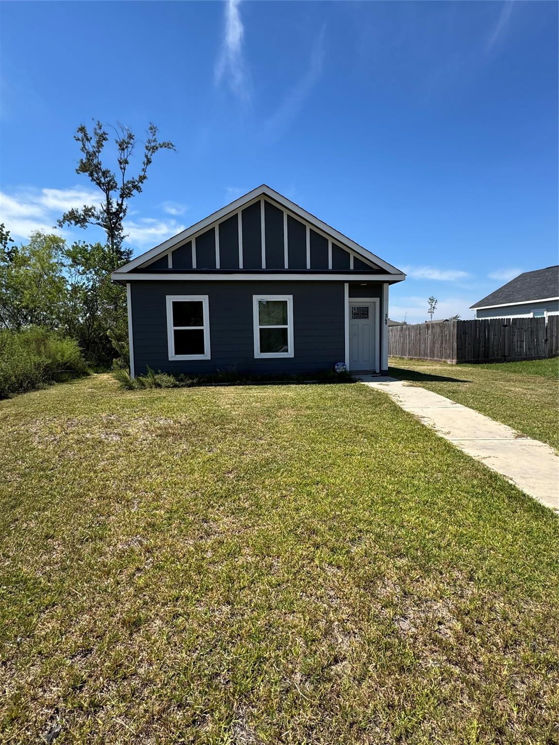 349 Road 5704 Property Photo 4