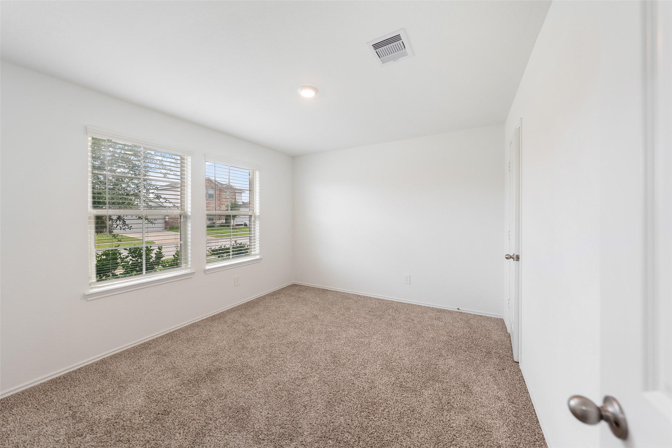 5134 Cherry Tallow Trail Property Photo 4