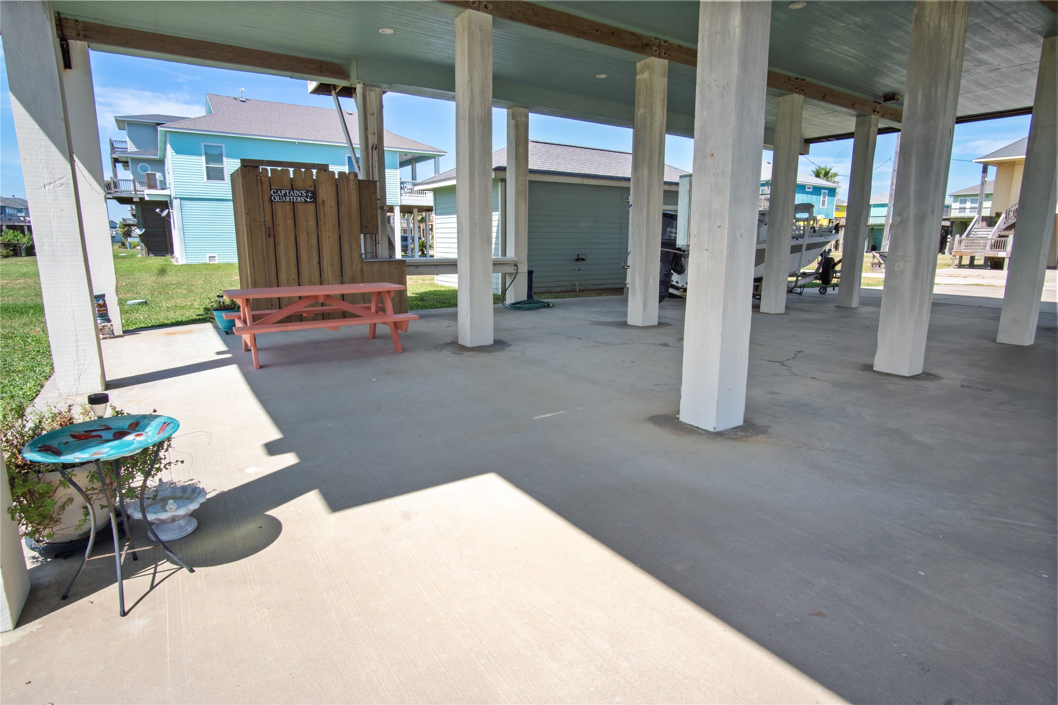 857 Gulfview Drive Property Photo 4