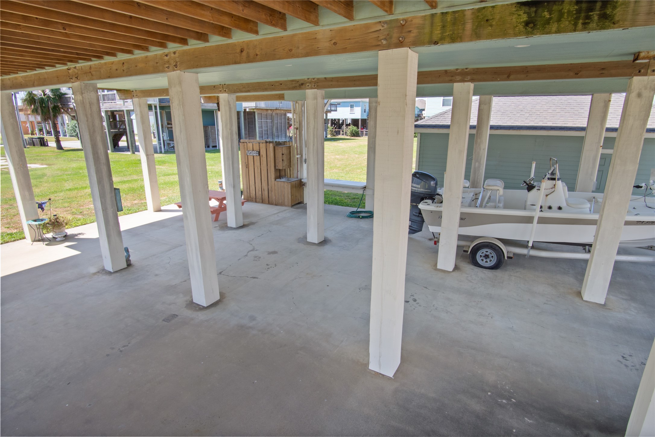 857 Gulfview Drive Property Photo 7
