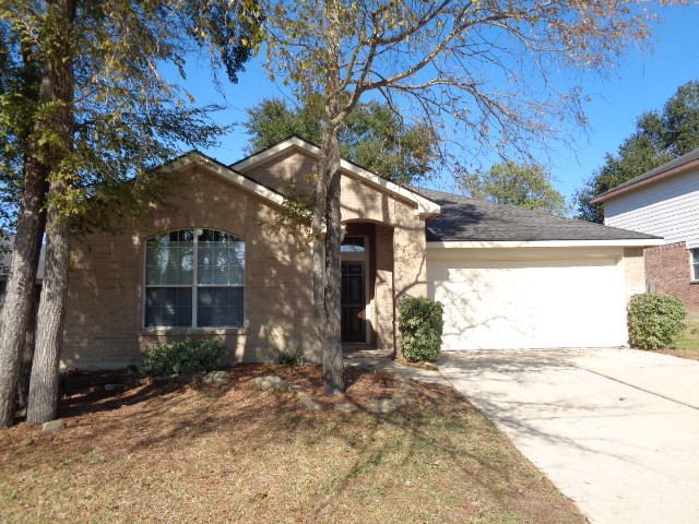 30034 Saw Oaks Drive Property Photo 1