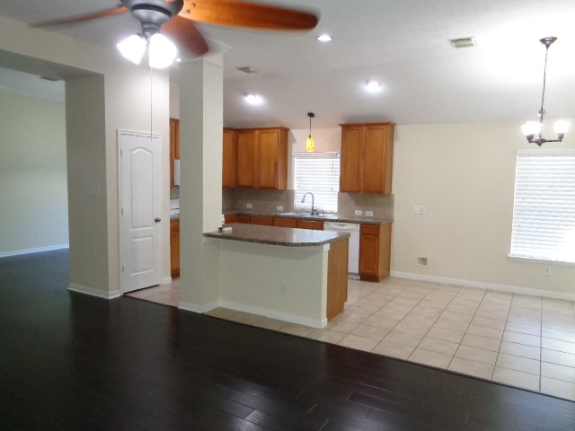 30034 Saw Oaks Drive Property Photo 4
