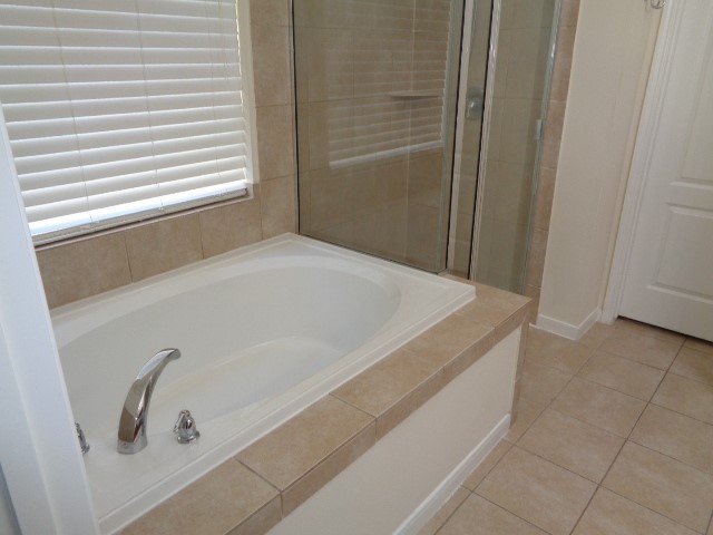 30034 Saw Oaks Drive Property Photo 11