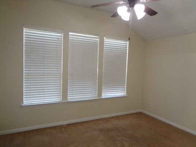 30034 Saw Oaks Drive Property Photo 14