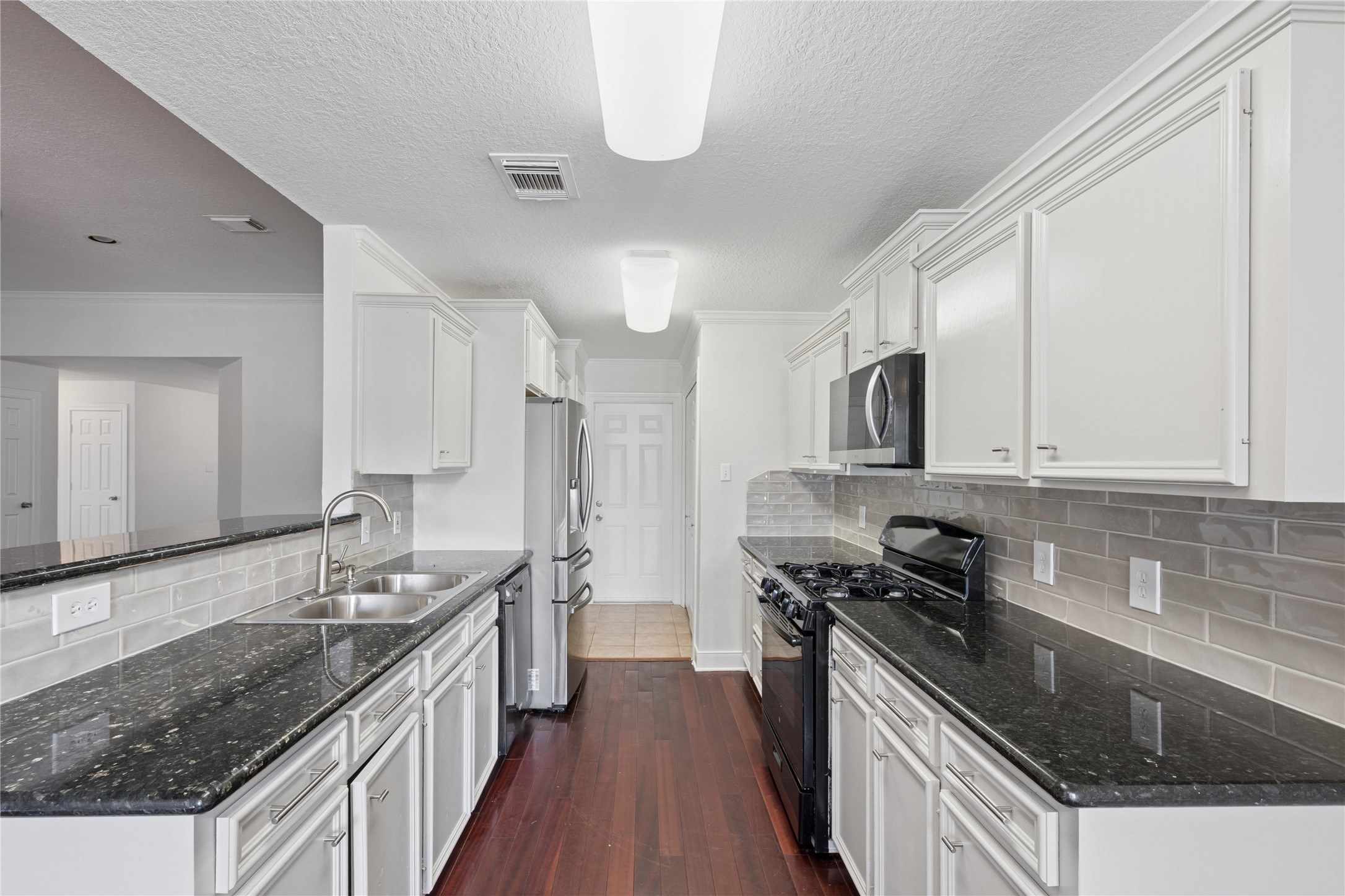 11 Clara Barton Lane Property Photo 12