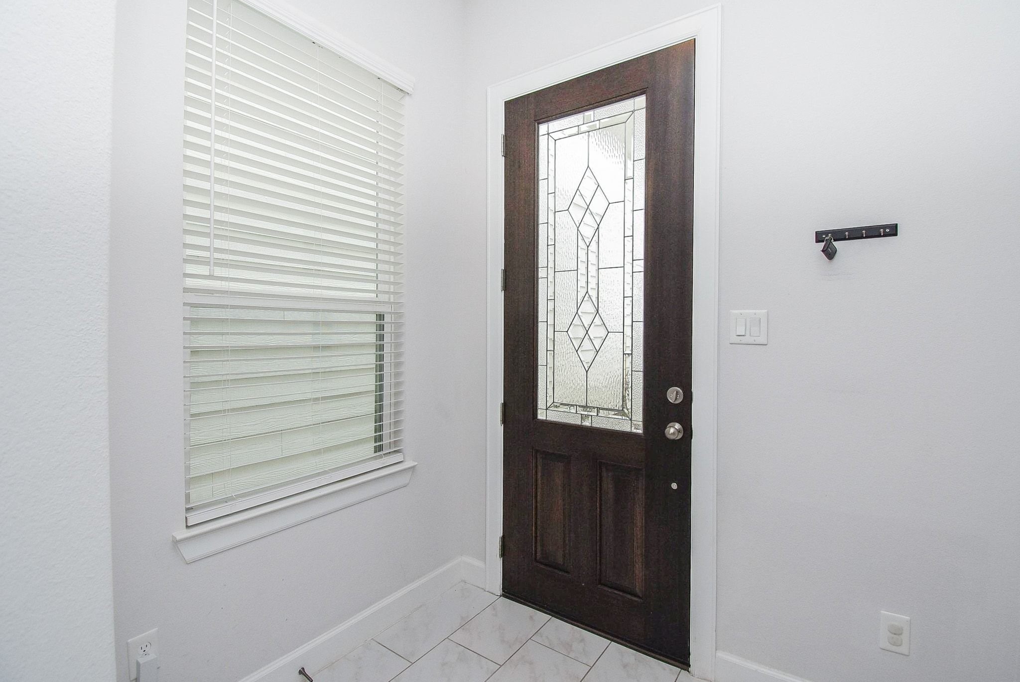 1122 Live Oak Street Property Photo 4