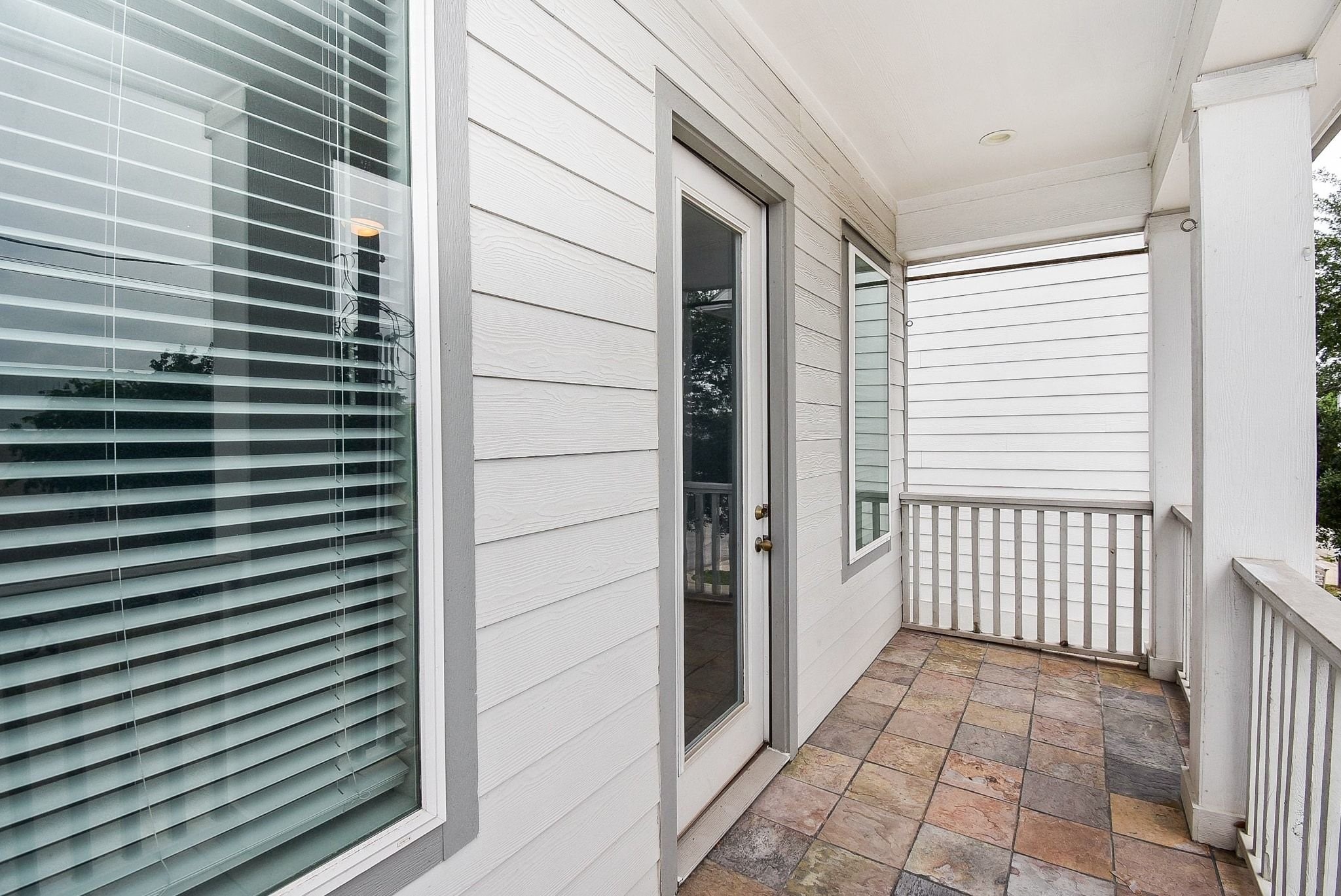 1122 Live Oak Street Property Photo 17