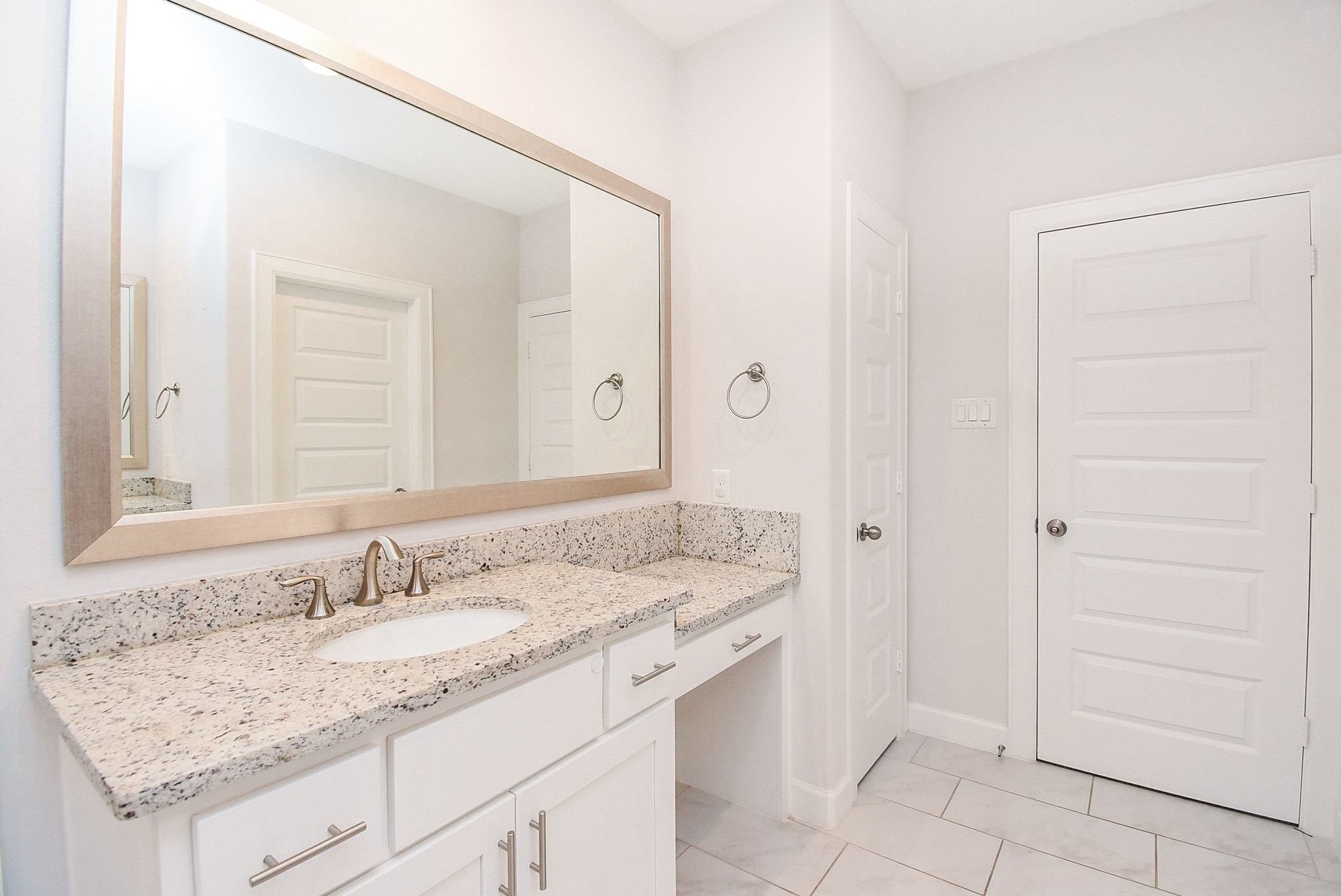 1122 Live Oak Street Property Photo 20