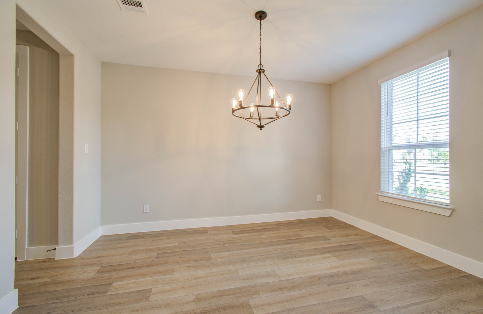 9950 Wild Indigo Circle Property Photo 5