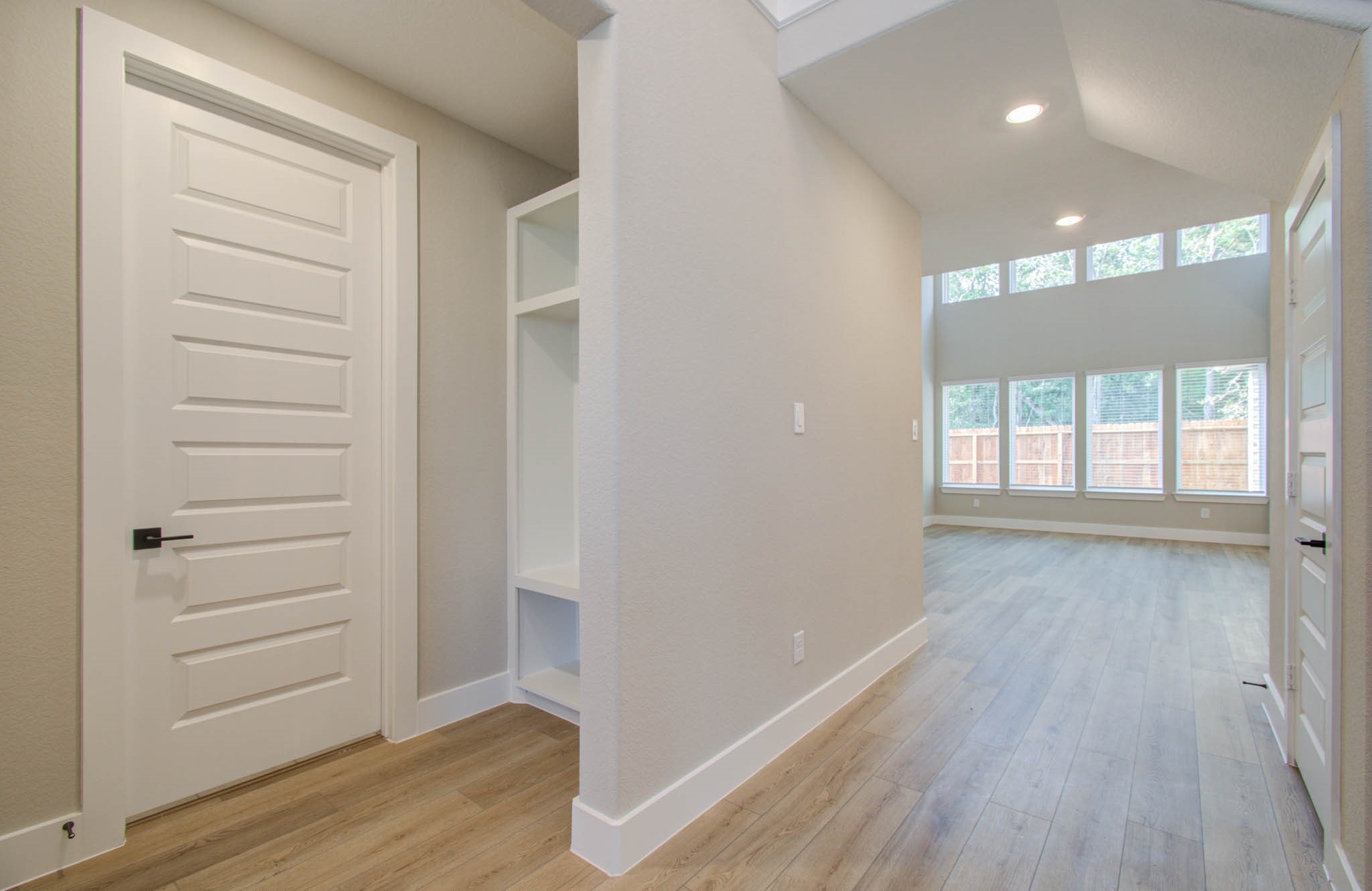 9950 Wild Indigo Circle Property Photo 7