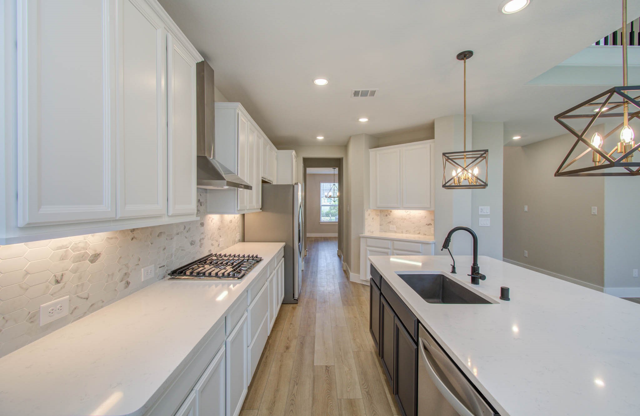 9950 Wild Indigo Circle Property Photo 15