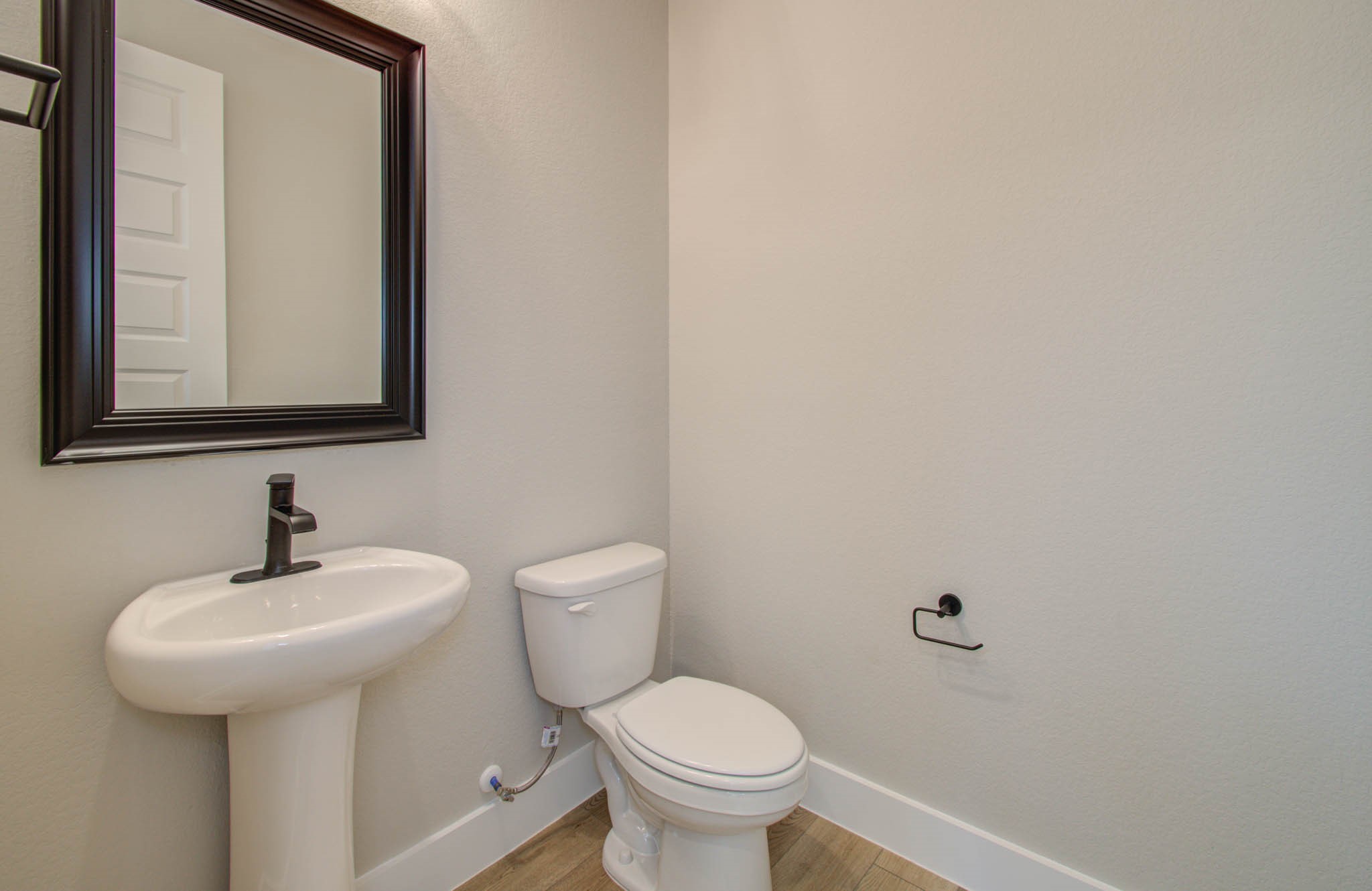 9950 Wild Indigo Circle Property Photo 19