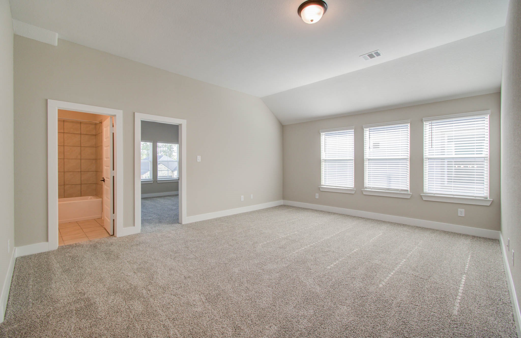 9950 Wild Indigo Circle Property Photo 31