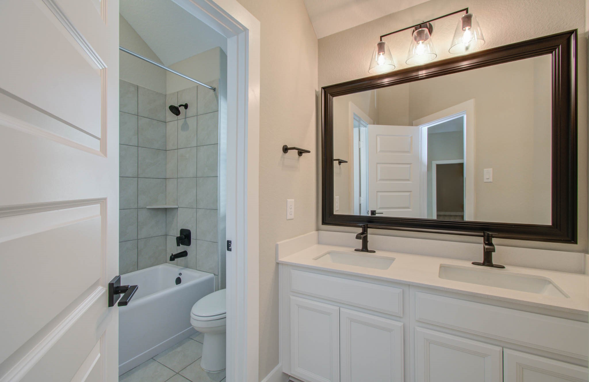 9950 Wild Indigo Circle Property Photo 37