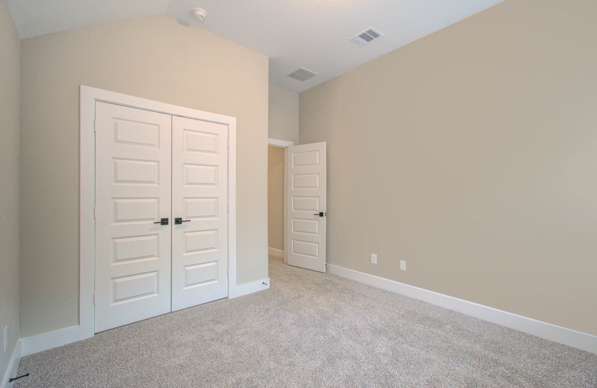 9950 Wild Indigo Circle Property Photo 39