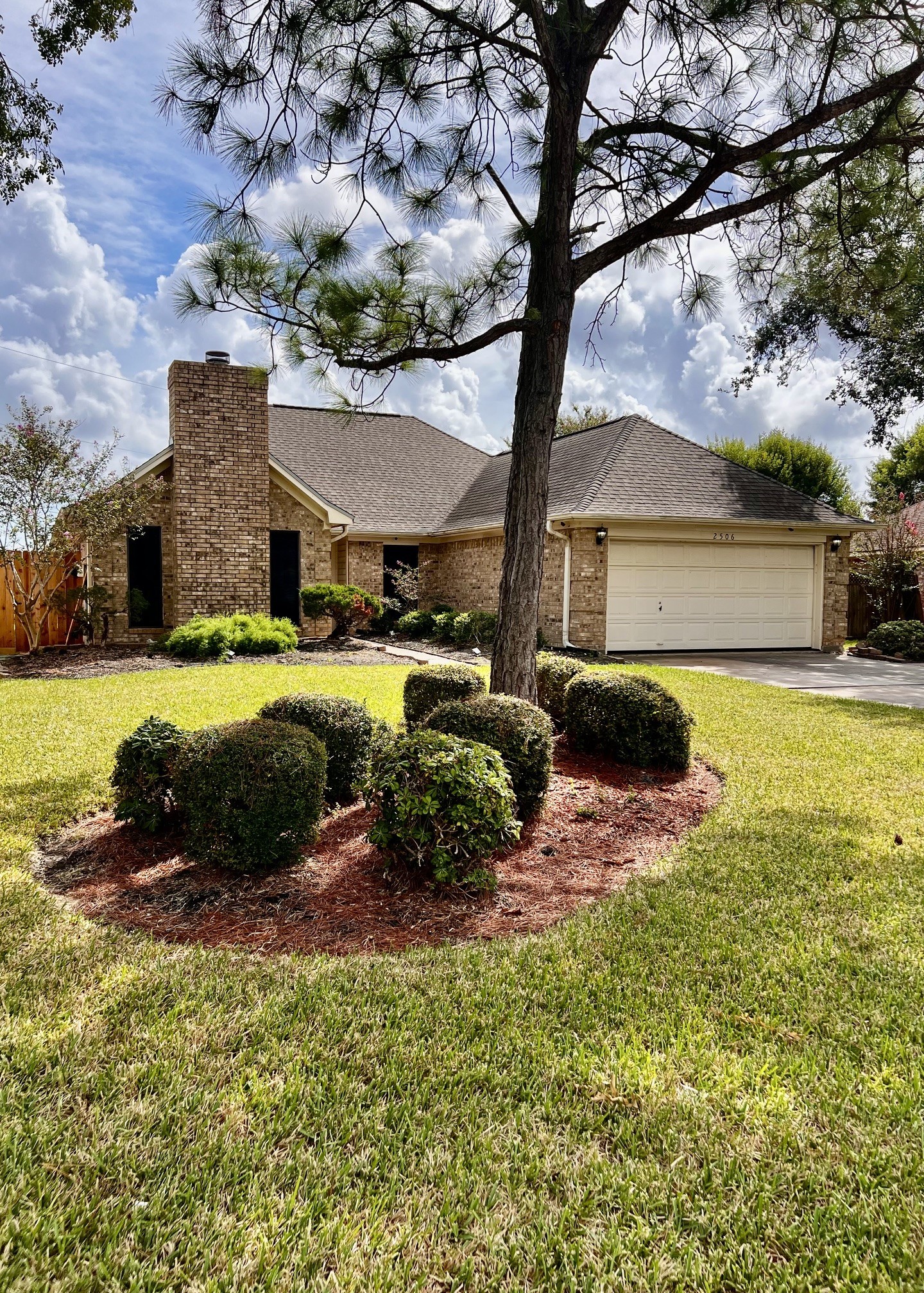 2506 18th Street N Property Photo 1