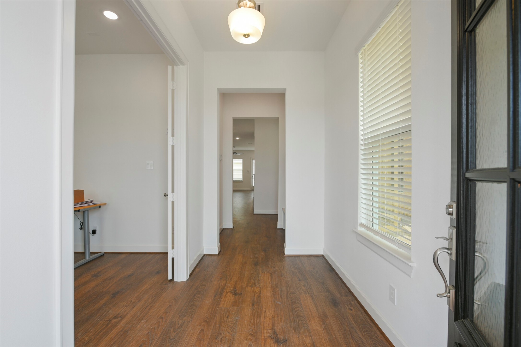 2511 S Houston Avenue Property Photo 6