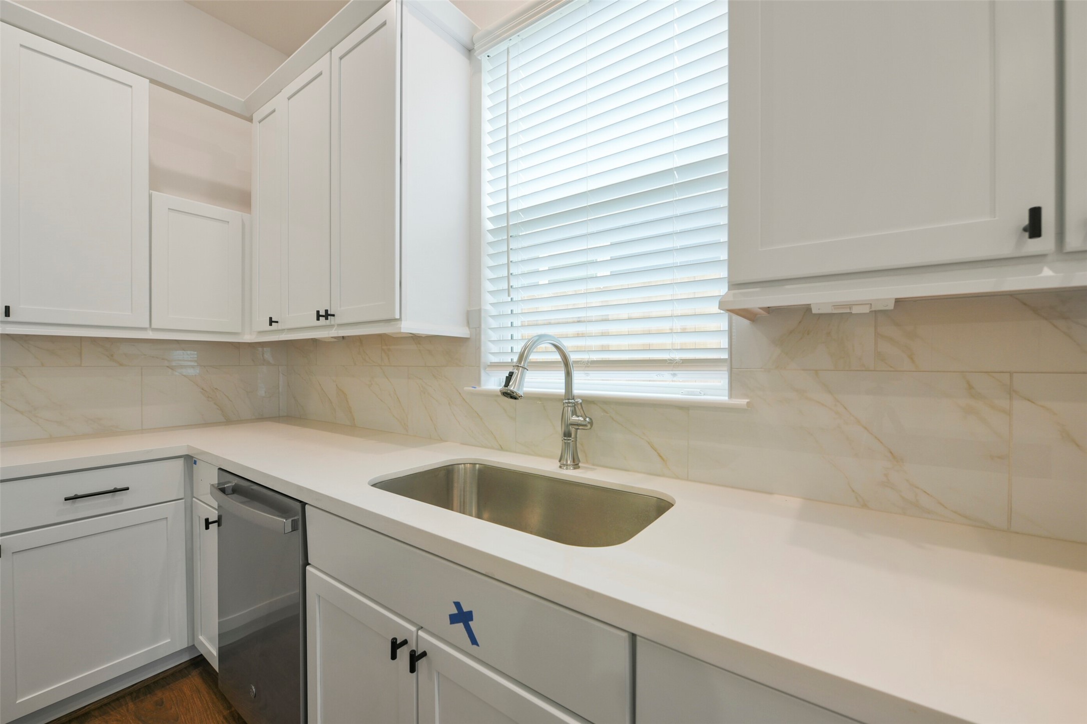 2511 S Houston Avenue Property Photo 18