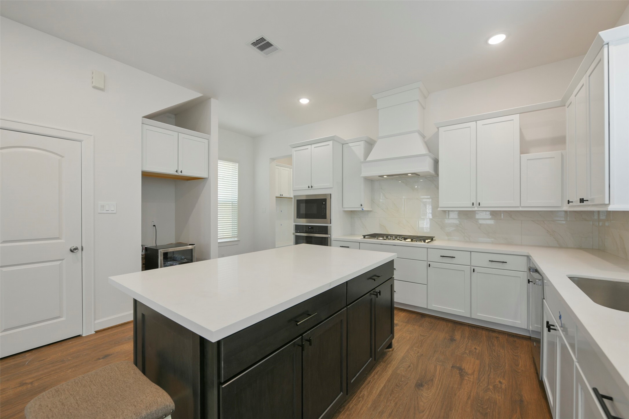 2511 S Houston Avenue Property Photo 20