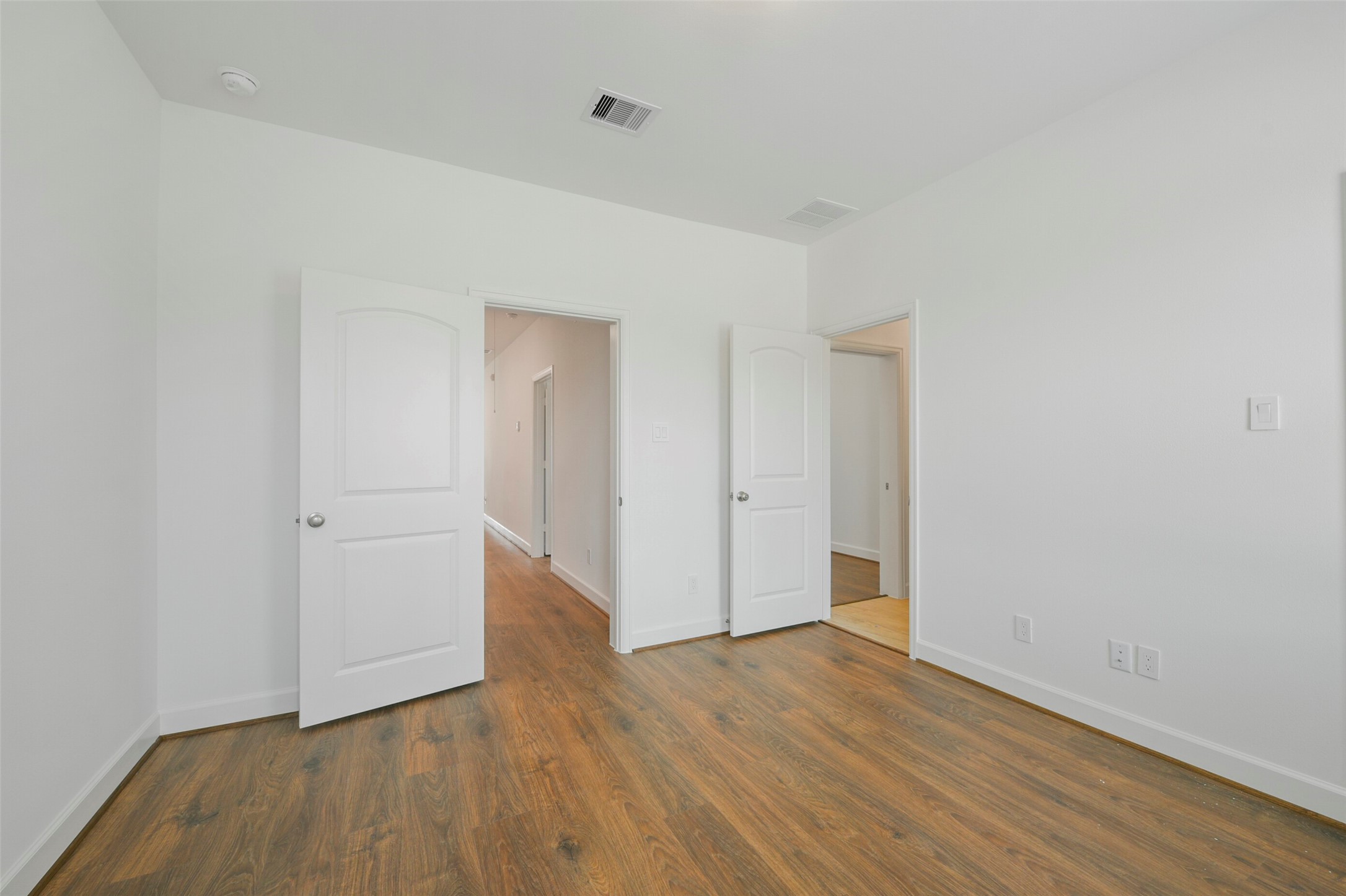 2511 S Houston Avenue Property Photo 34