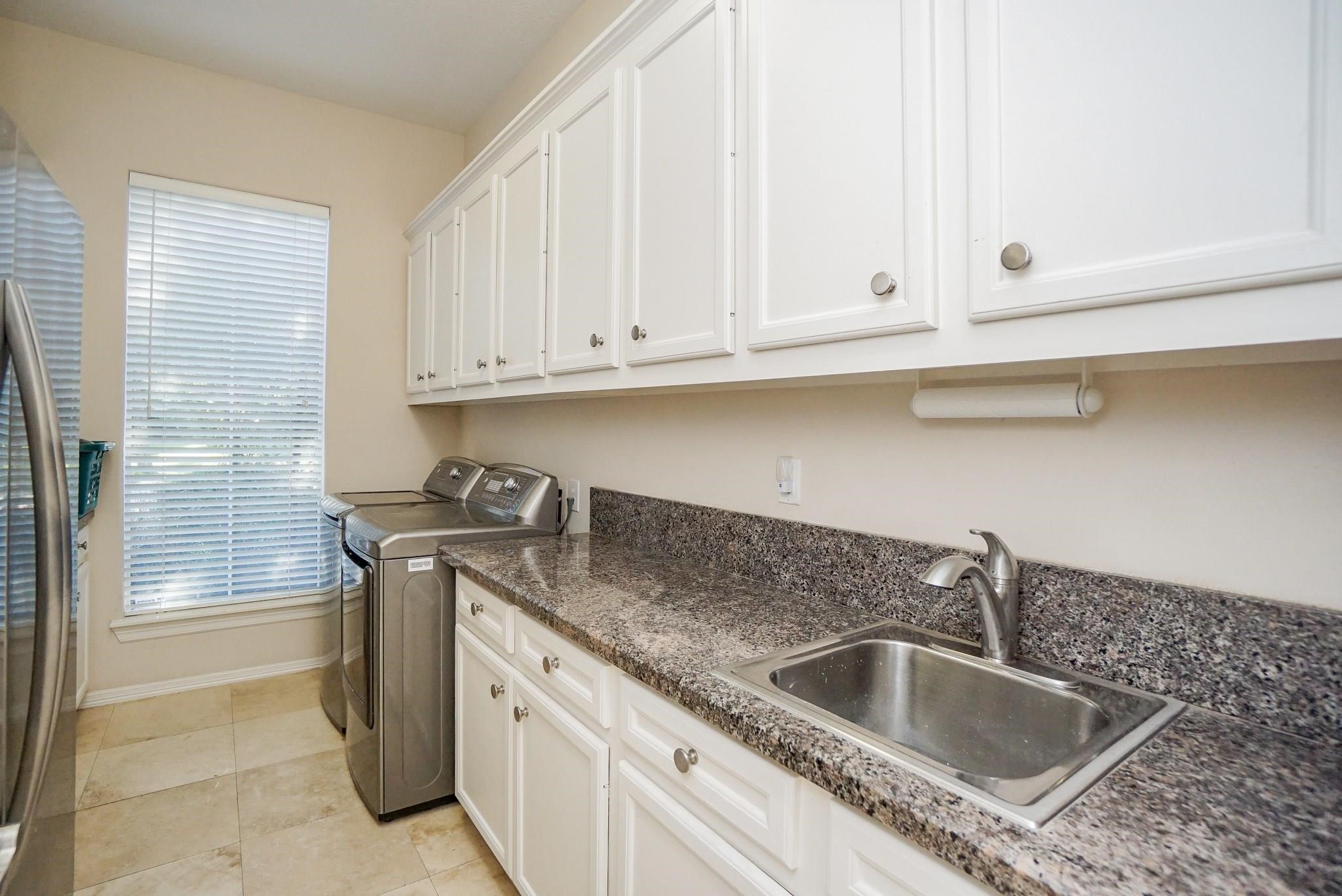 10 Lake Mist Court Property Photo 14