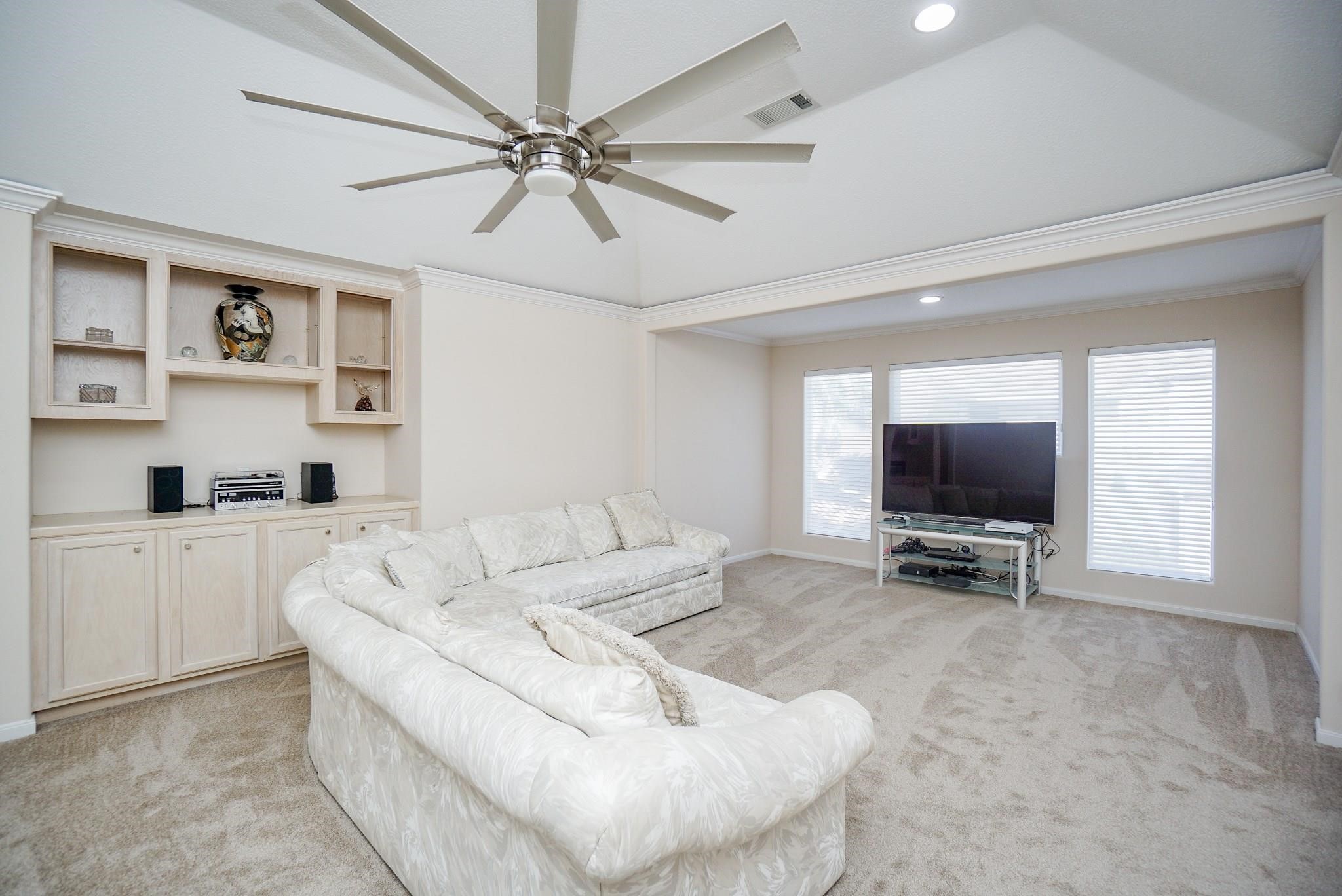 10 Lake Mist Court Property Photo 38