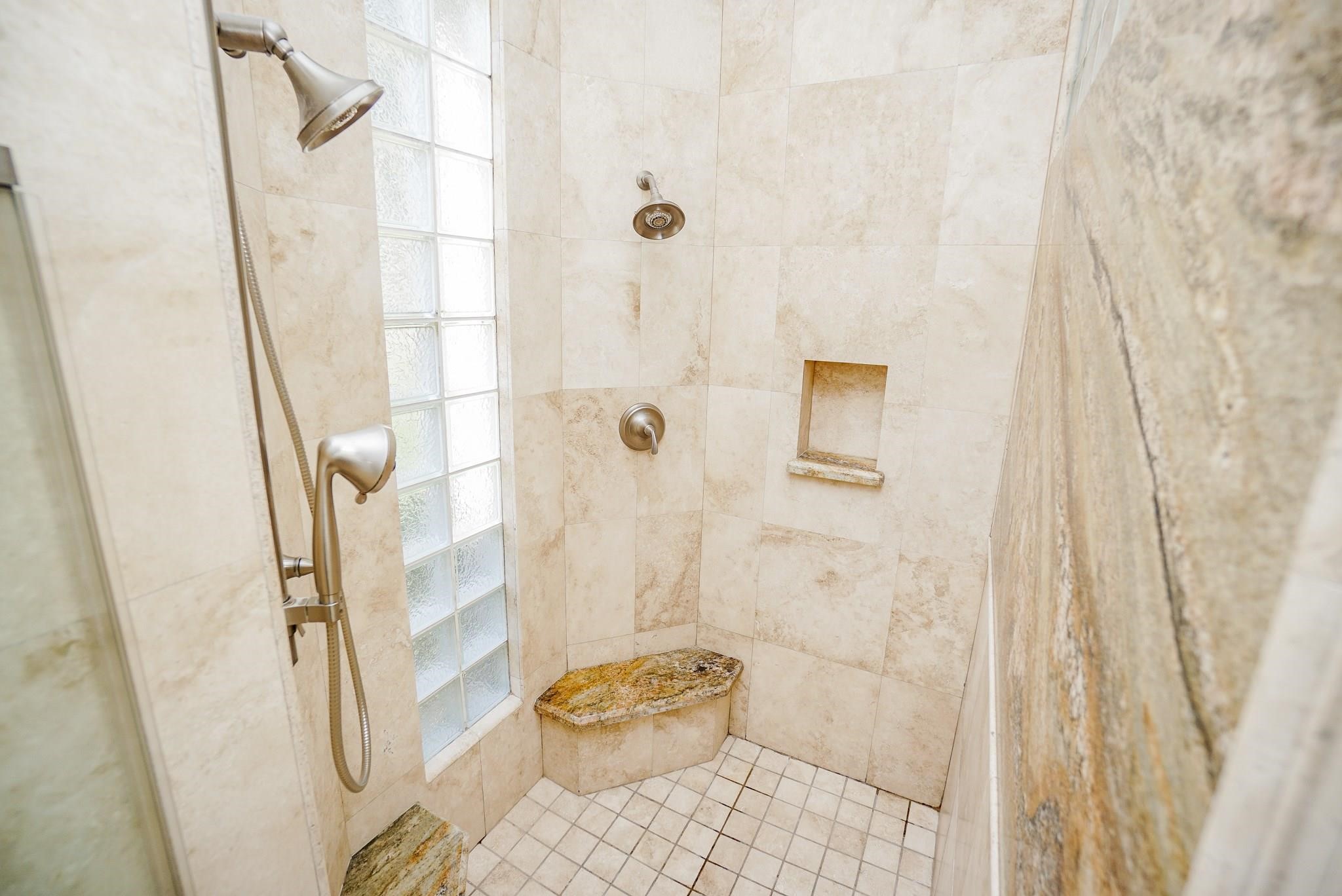10 Lake Mist Court Property Photo 39
