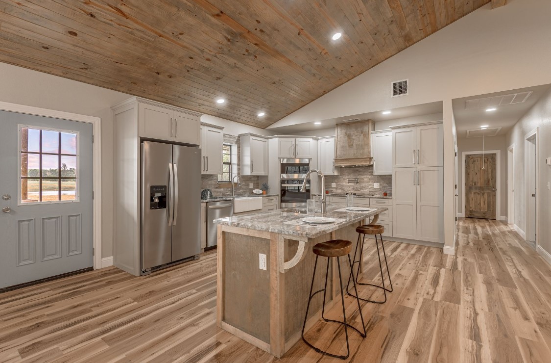 5056 Fm 358 Property Photo 8