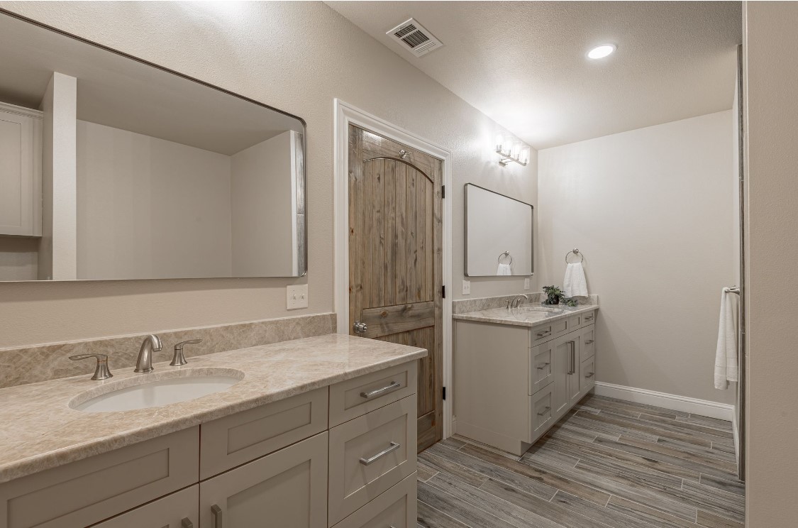 5056 Fm 358 Property Photo 22