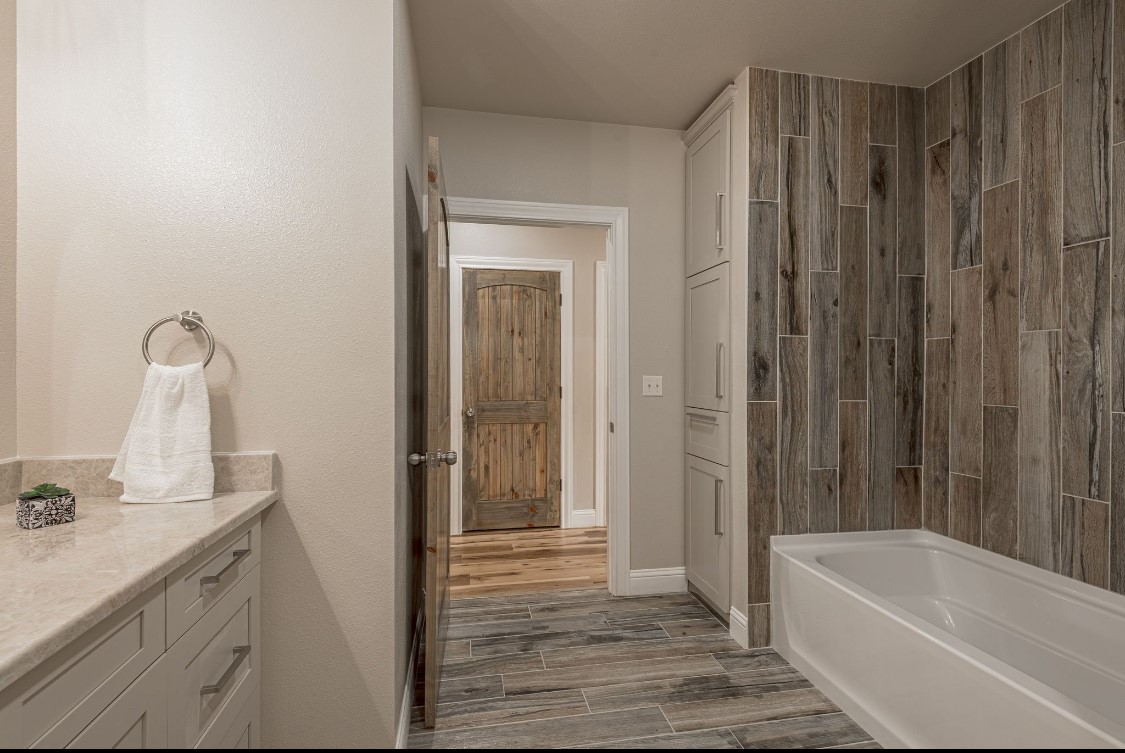 5056 Fm 358 Property Photo 29