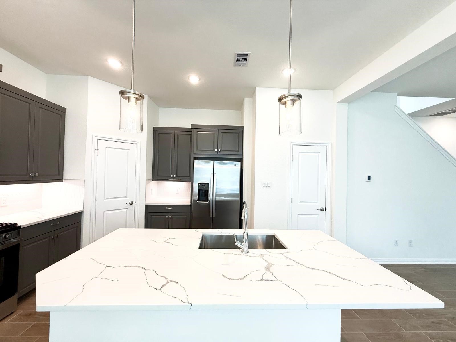 155 W Coralburst Loop Property Photo 3