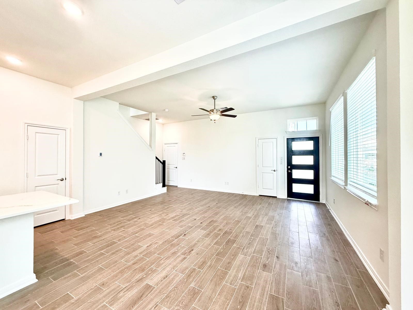 155 W Coralburst Loop Property Photo 6