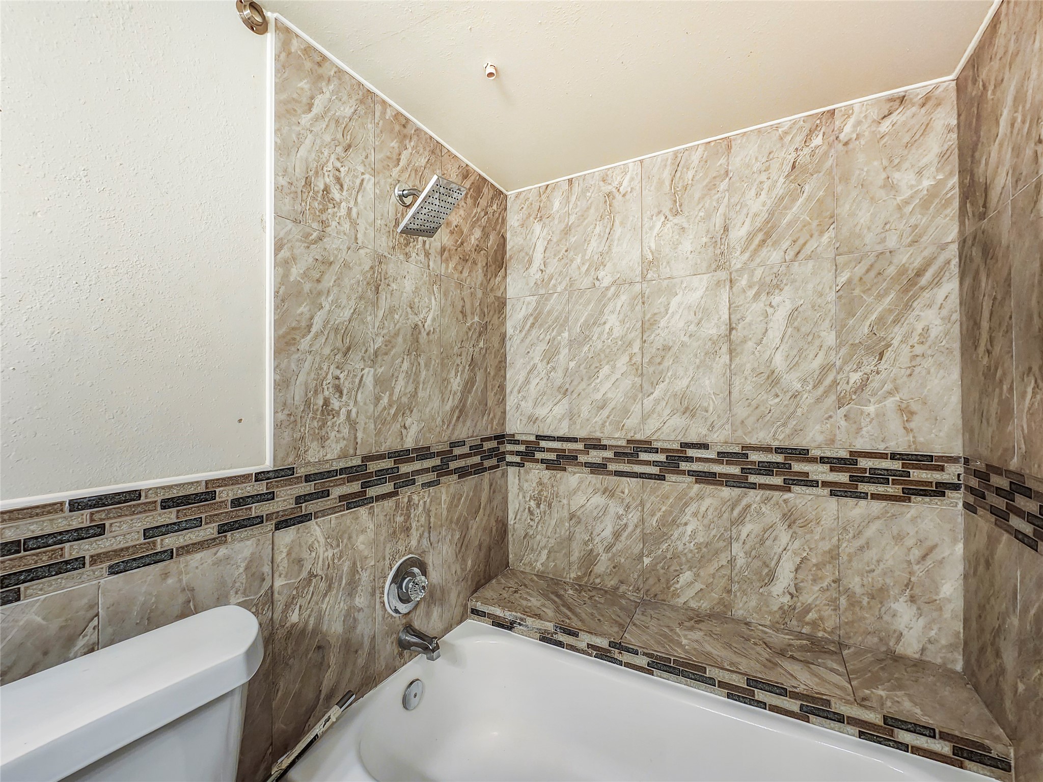 2820 S Bartell Drive 1 Property Photo 8