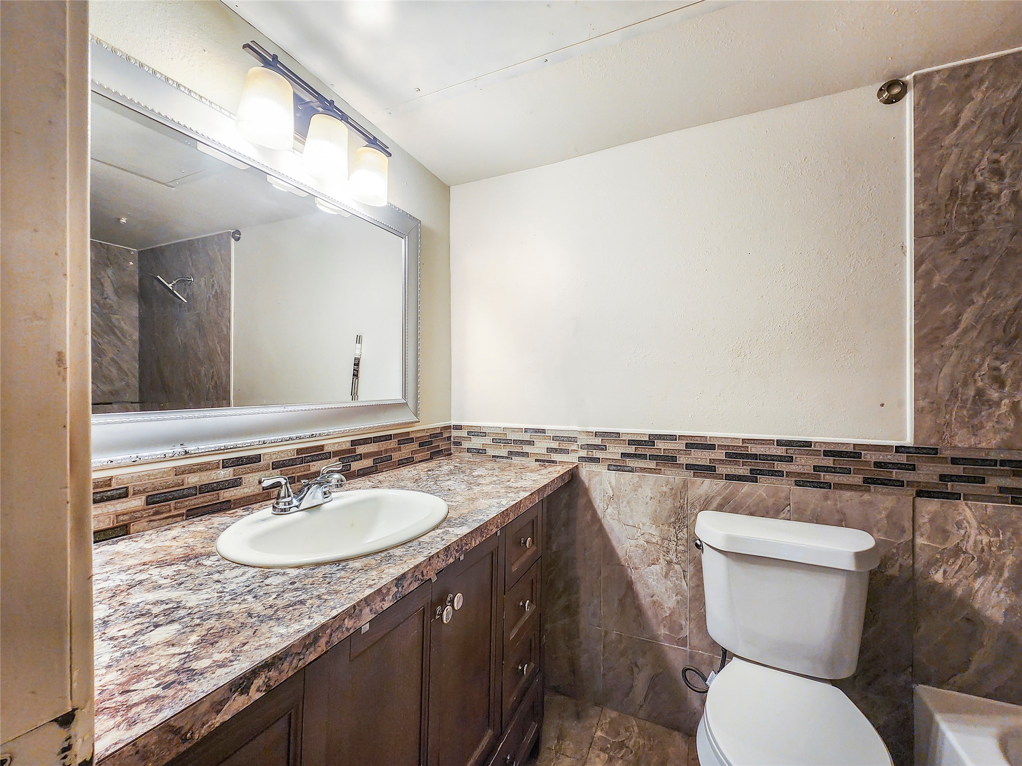2820 S Bartell Drive 1 Property Photo 10