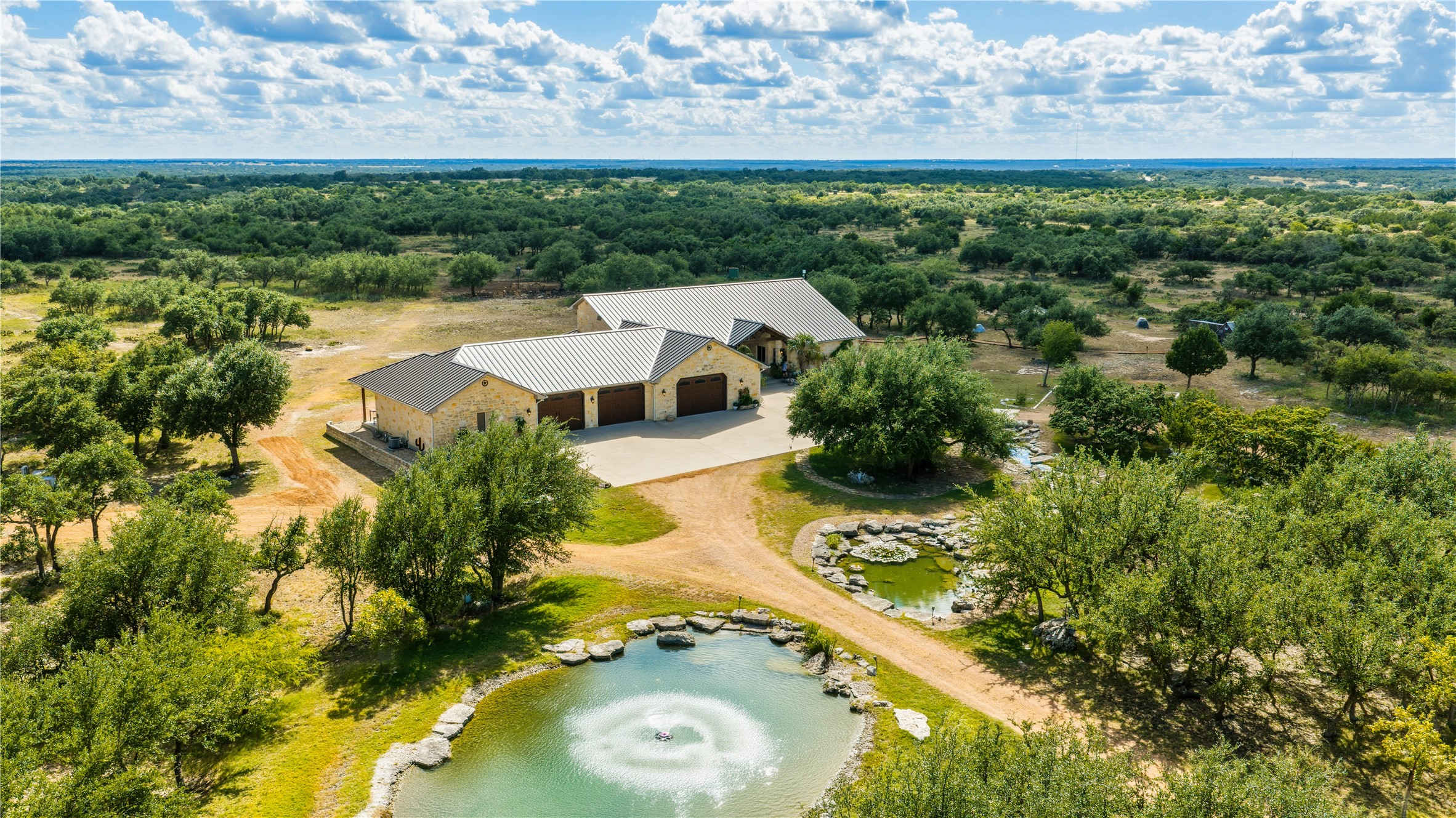 11271 Us Hwy 290 Property Photo 7