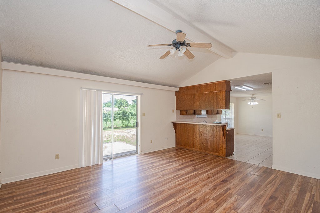 8111 Dellanera Drive Property Photo 6