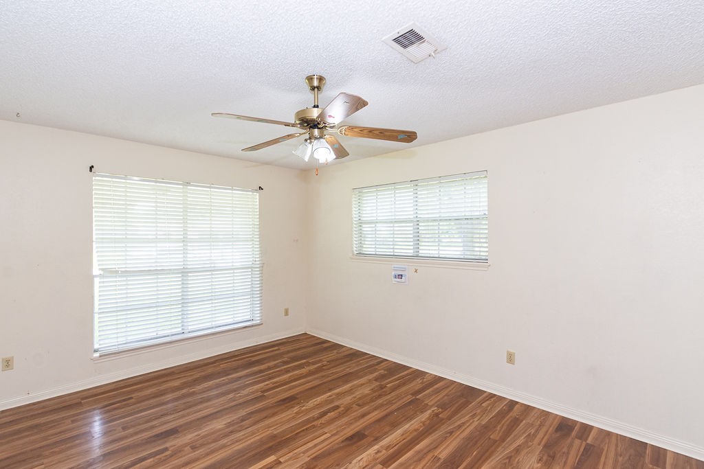 8111 Dellanera Drive Property Photo 12