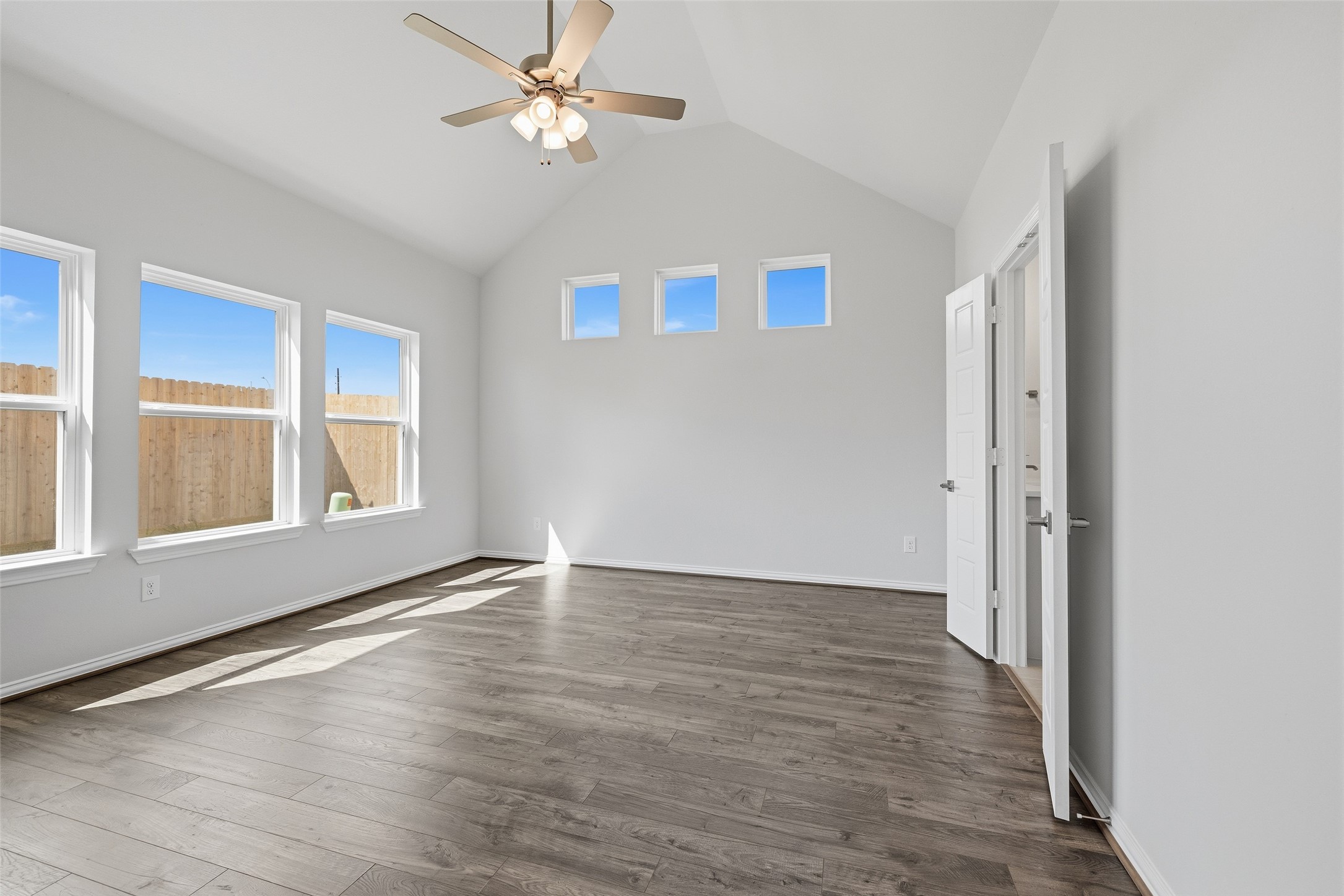 3004 Pasture Lane Property Photo 6