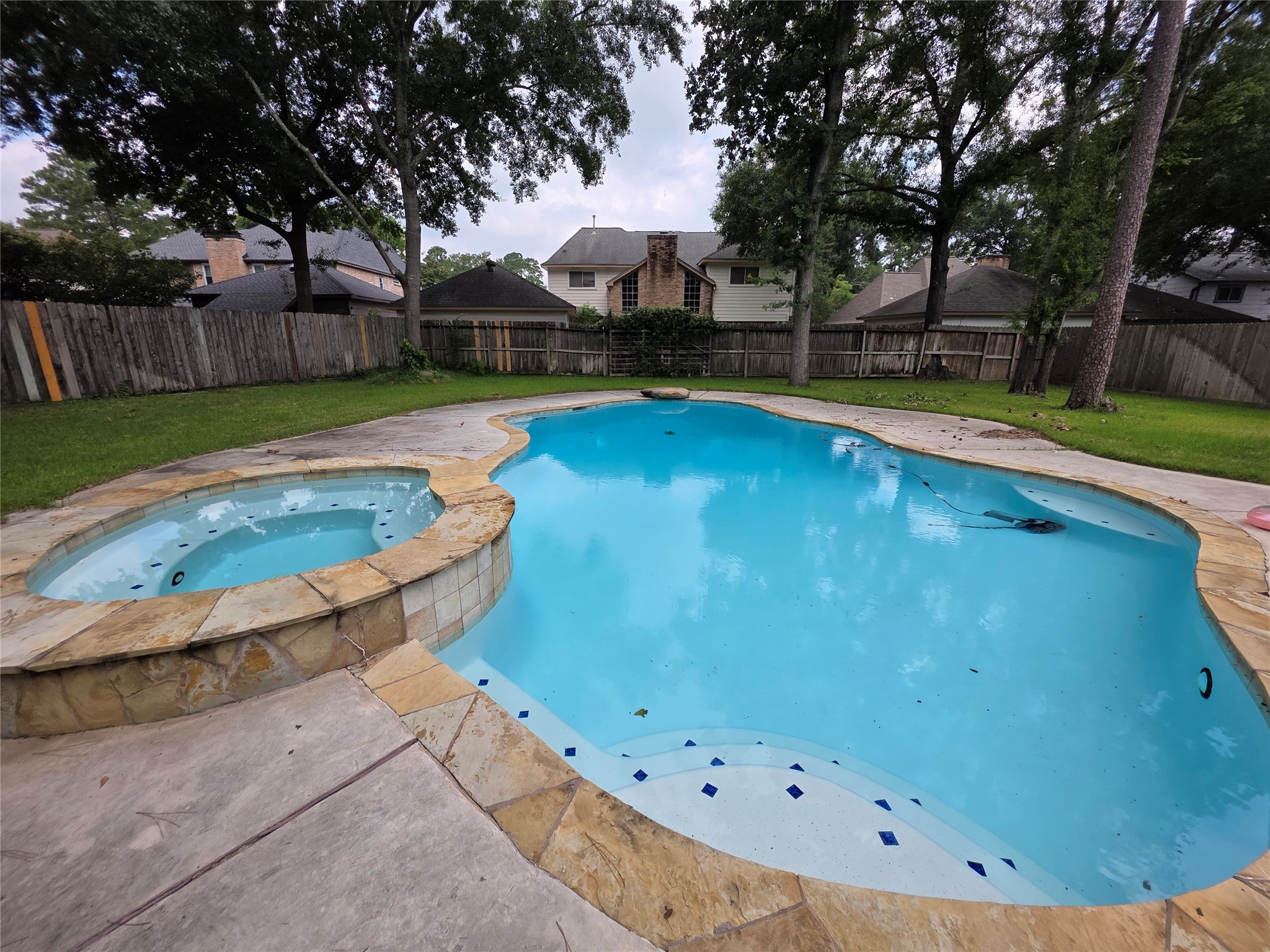 16806 Sandypine Circle Property Photo 5