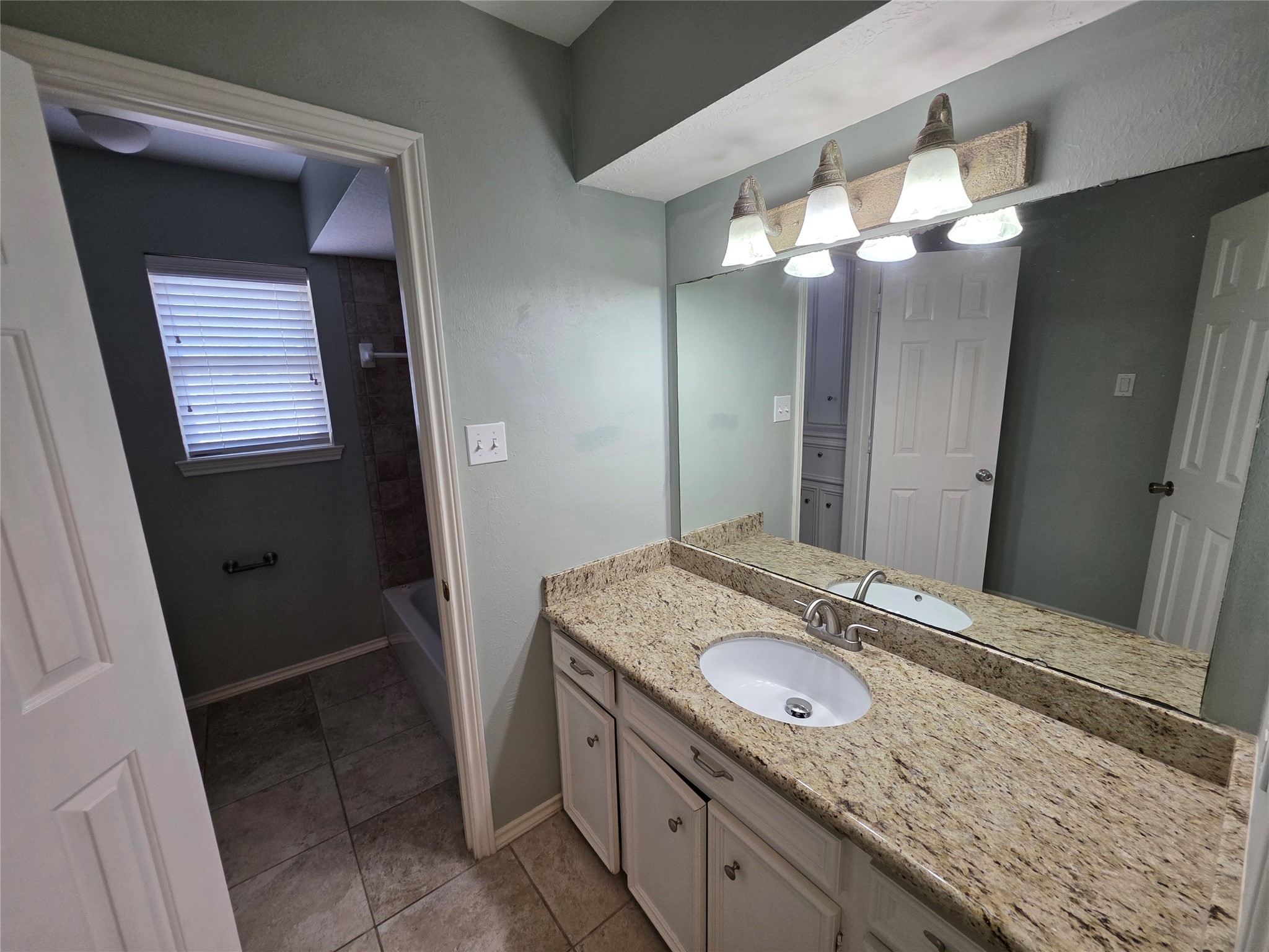 16806 Sandypine Circle Property Photo 21