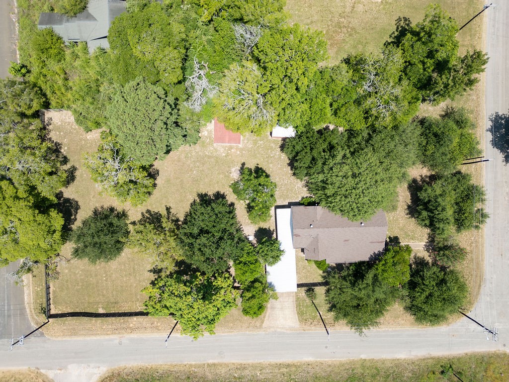 211 S Olive Street Property Photo 4