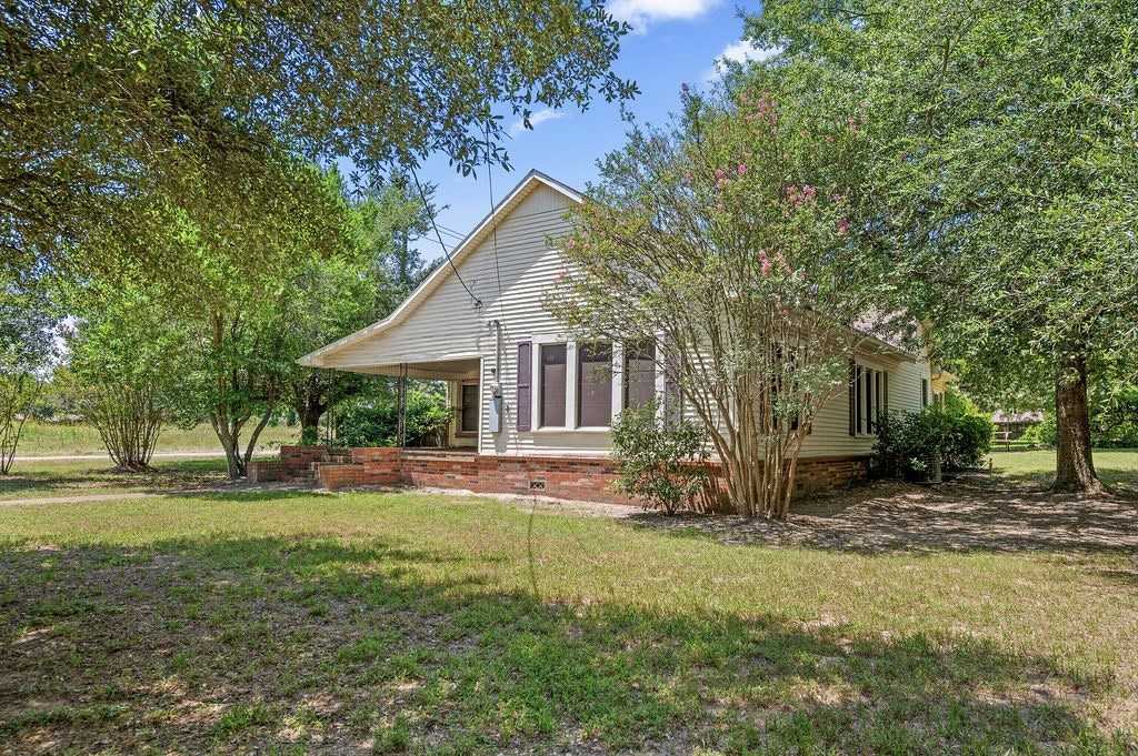 211 S Olive Street Property Photo 33