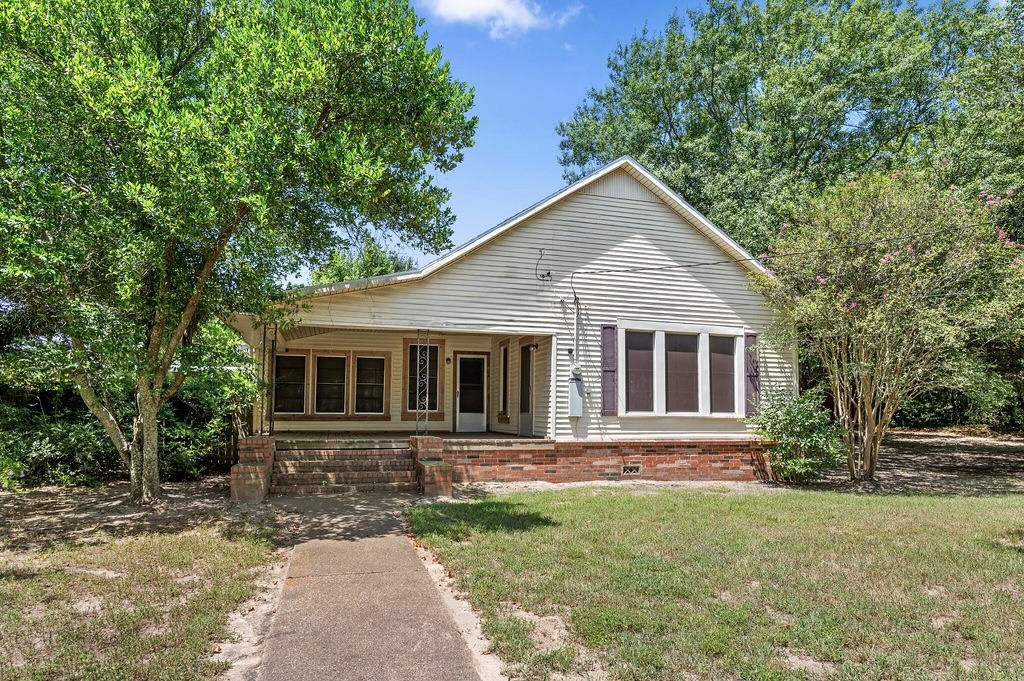 211 S Olive Street Property Photo 35