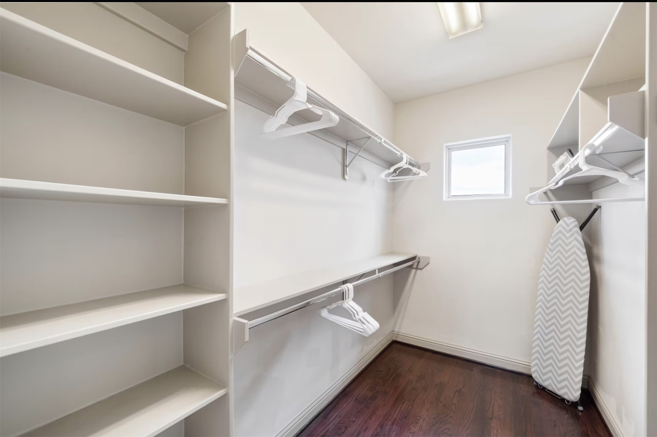 2512 Leeland Street Property Photo 27